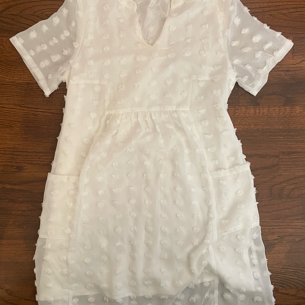 Elegant White Mini Dress